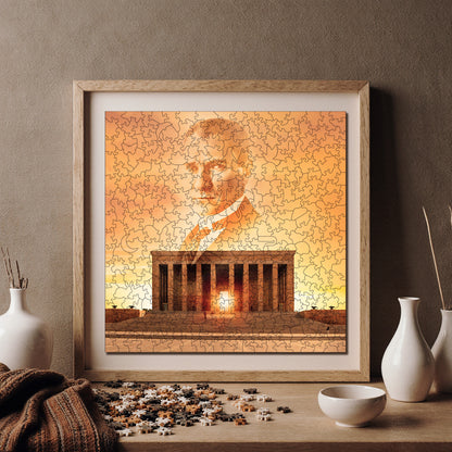 Yetişkinler İçin Ahşap Puzzle, Ebedi Lider Mustafa Kemal Atatürk Premium Puzzle, 353 Parça Zorlu Ahşap Yapboz, 11,4"x11,4" (29x29 cm) Benzersiz Şekil, Yetişkinler İçin Ahşap Yapbozlar